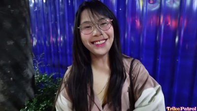 Người mẹ đích thực được phát hiện đến TrikePatrol – Kathryn